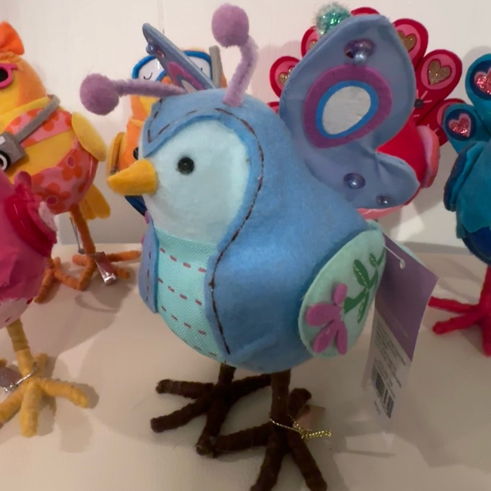 Colorful Bird Set - Picture 3 of 7